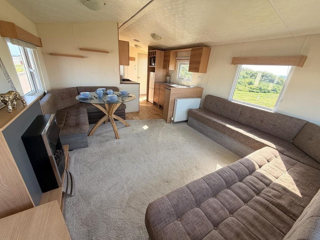 Property photo 2 of 6 Delta Sofia 2015 Car0051743 144237924.Jpeg