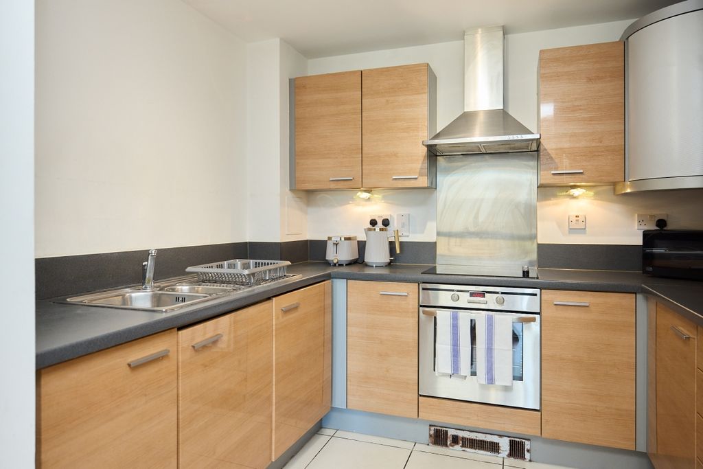 Property photo 2 of 15 Kitchen