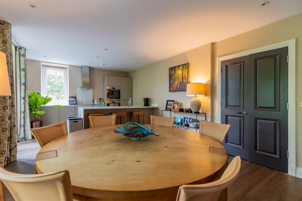 Additional image 18 of 3 bed flat for saleThe Lindens, Romilly Crescent, Pontcanna, Cardiff CF11