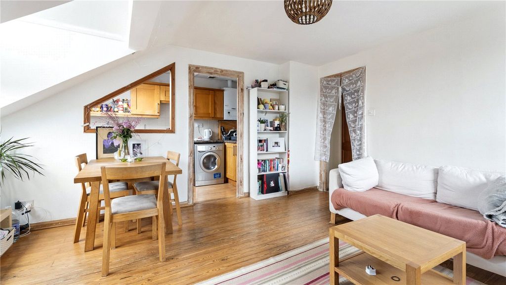 Property photo 2 of 10 Picture No. 16