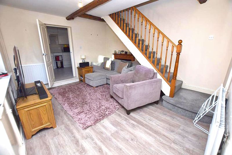 Property photo 2 of 6 Photo 6