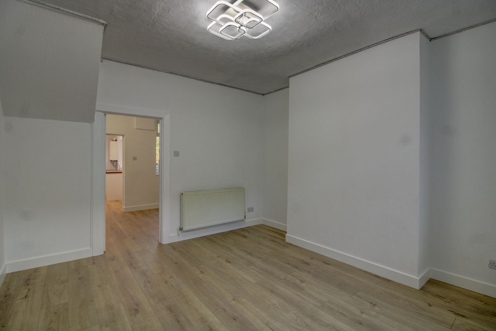 Property photo 2 of 16 2