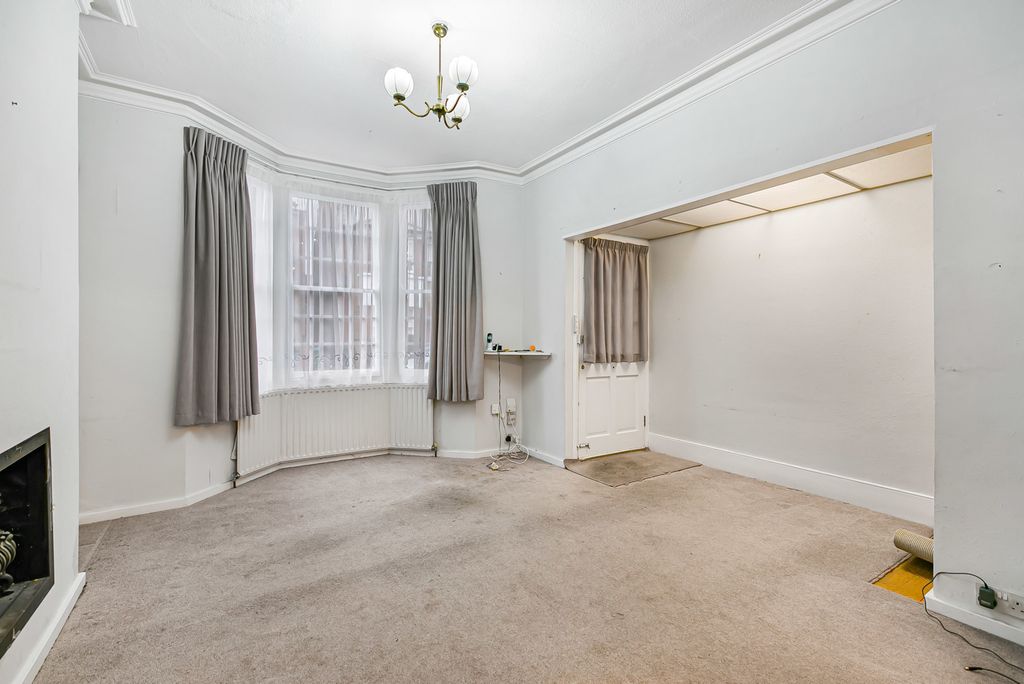 Property photo 3 of 27 Reception Room