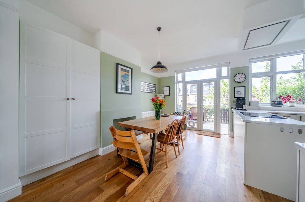 Property photo 3 of 20 1483876-14-6A452d...