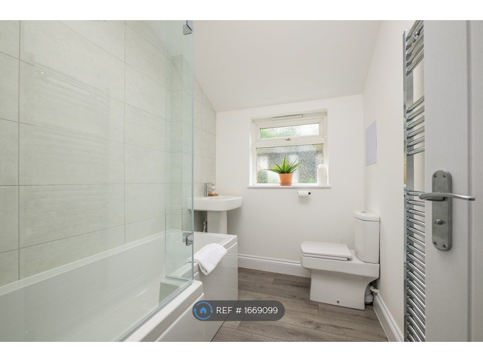 Property photo 1 of 10 Downstairs Bathroom