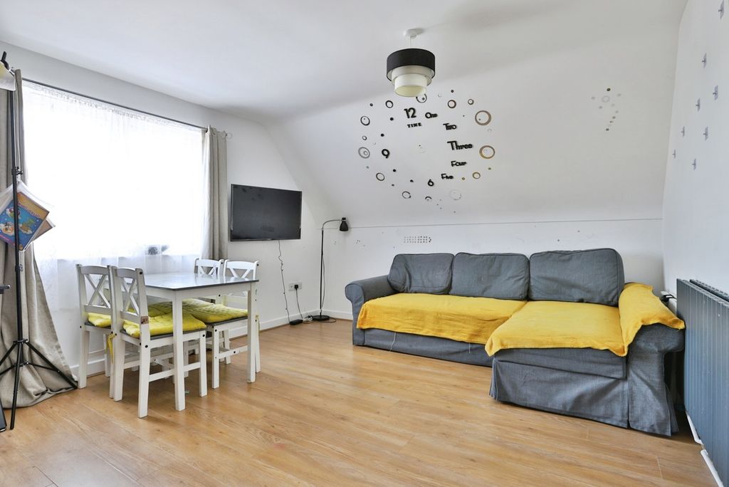 Property photo 2 of 22 Pbox-Img.Jpg