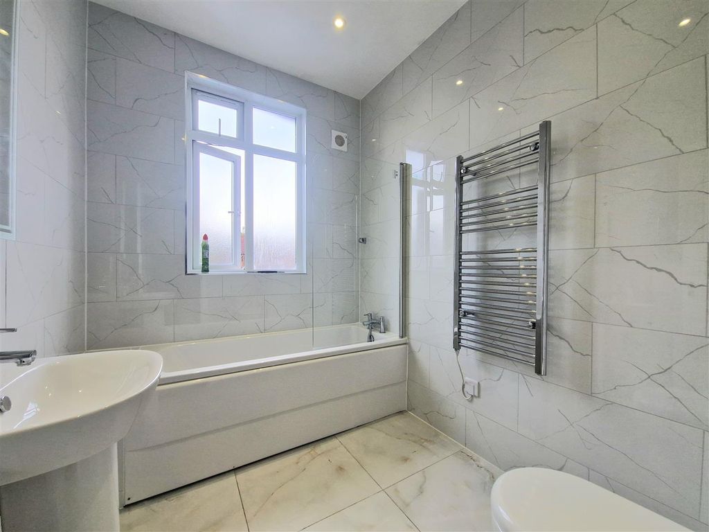 Property photo 2 of 3 20251001_131106.Jpg