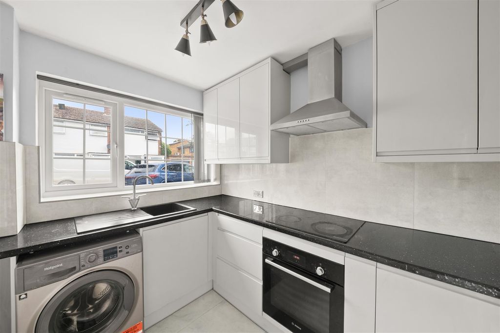 Property photo 3 of 13 2