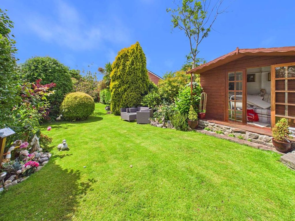 Property photo 3 of 31