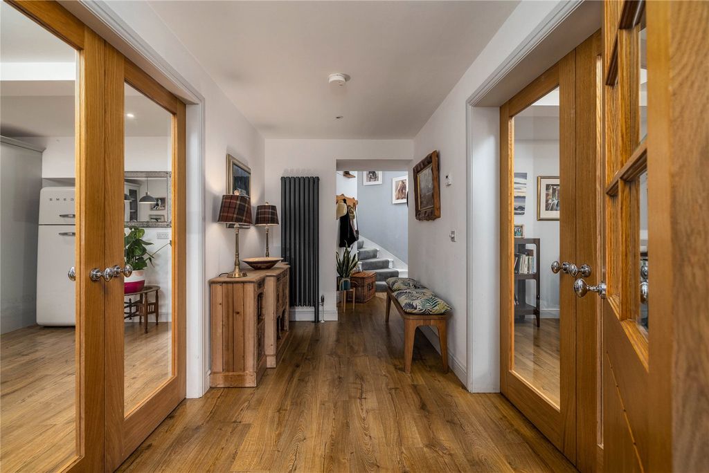 Property photo 3 of 25 Picture No. 60