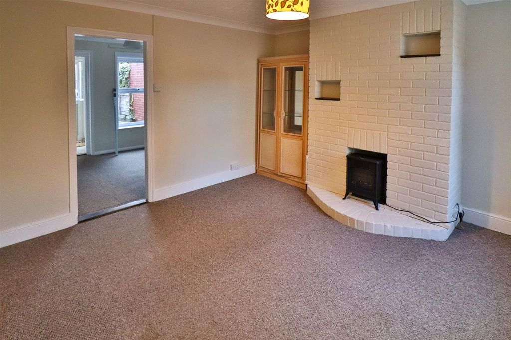 Property photo 2 of 8 Img_1371.Jpg