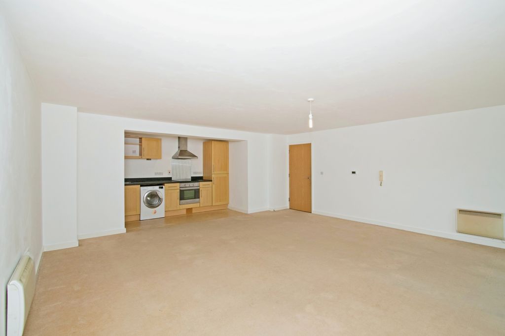 Additional image 9 of 1 bed flat for saleCollege Hill, Penryn, Cornwall TR10