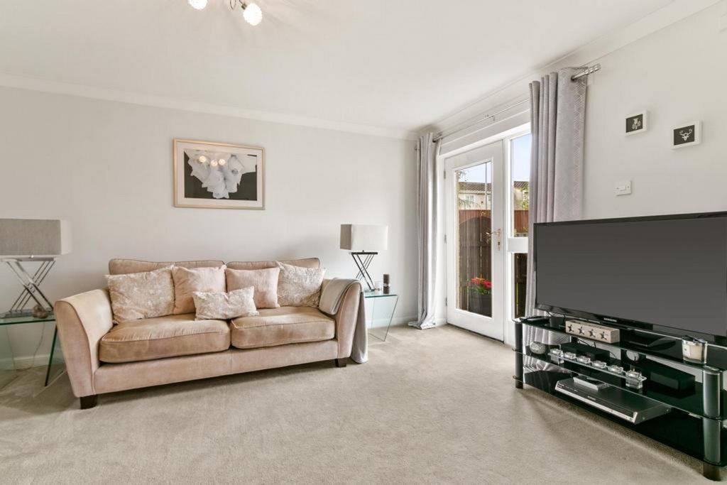 Property photo 3 of 31
