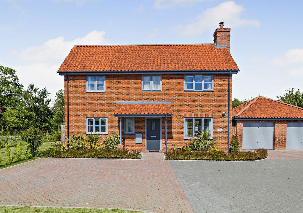 Property photo 1 of 23 8654798-Exterior06v3-800 v4