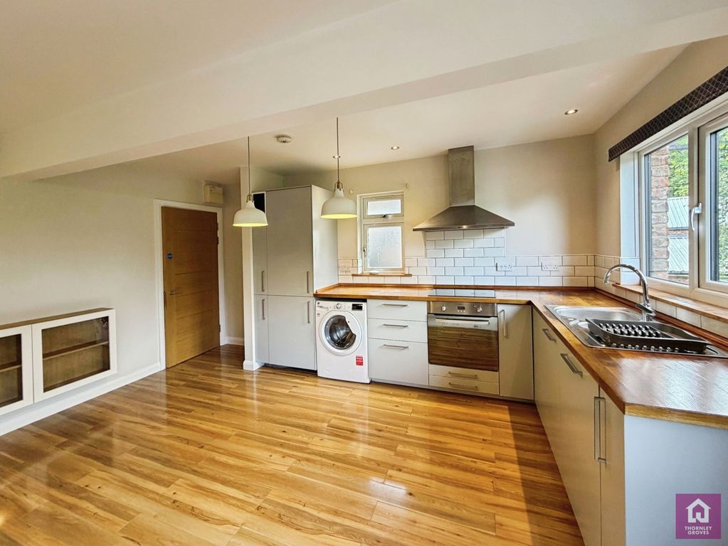 Property photo 2 of 8 Pbox-Img.Jpg