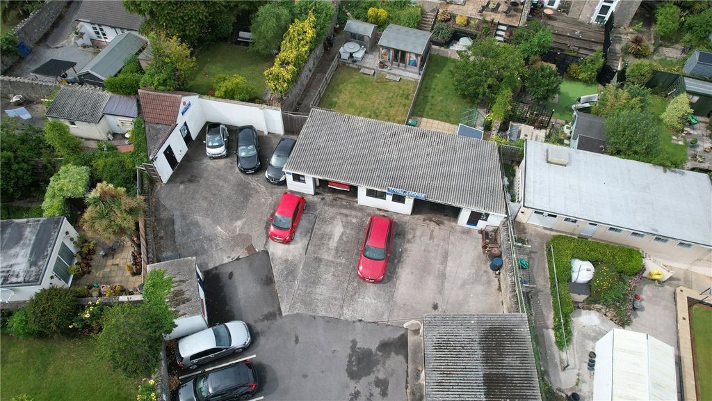 Property photo 1 of 16 Picture No. 20