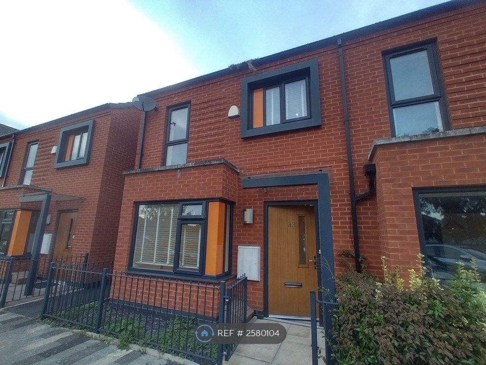 Property photo 2 of 10