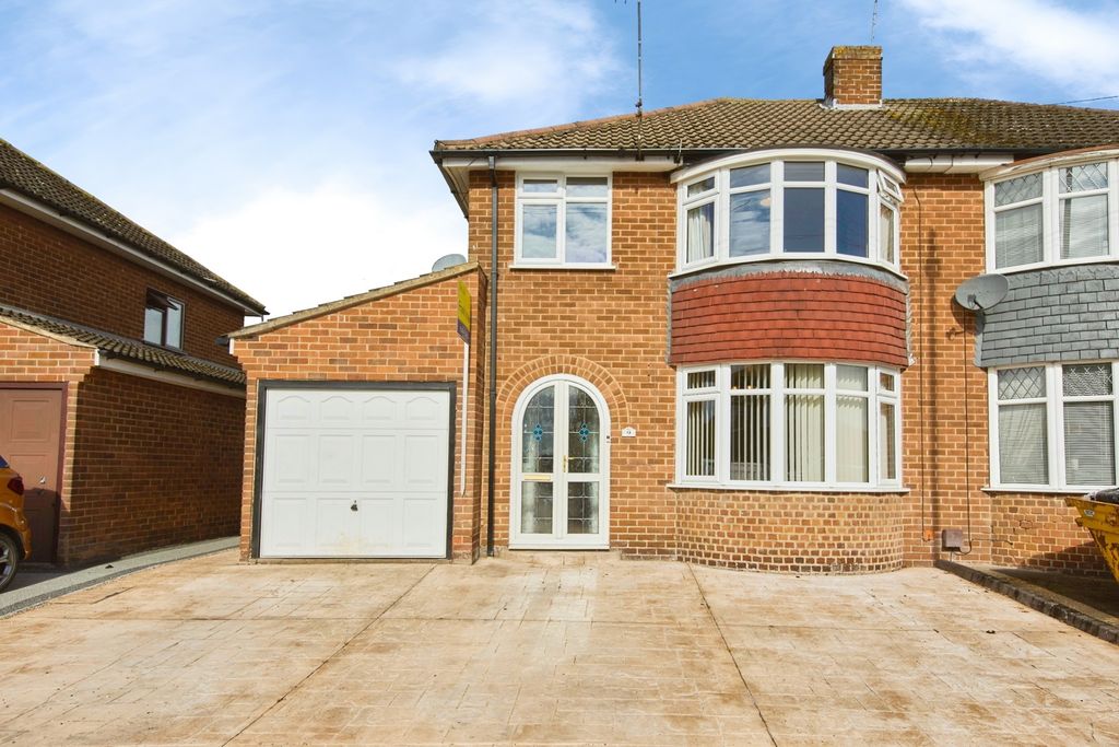 Property photo 1 of 19 Front