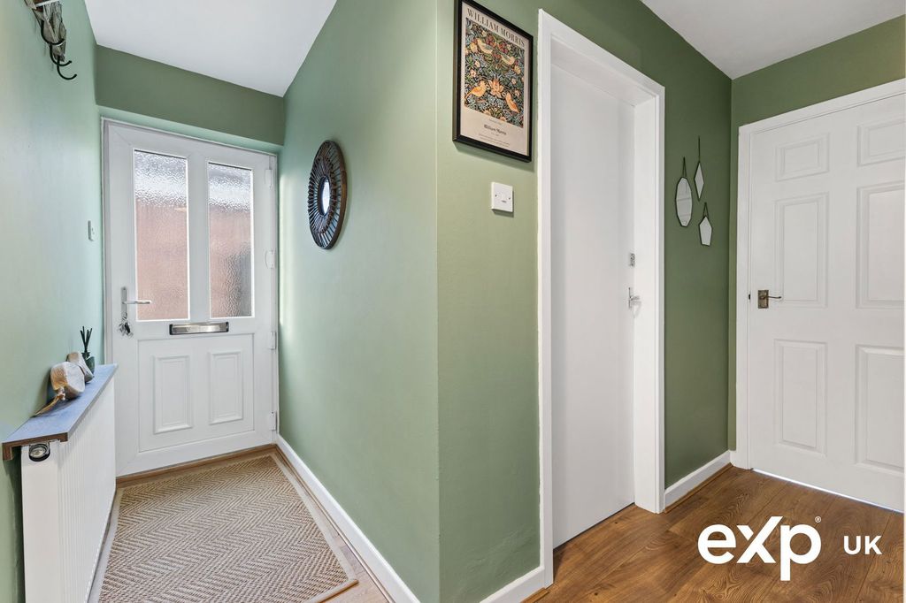 Property photo 3 of 21