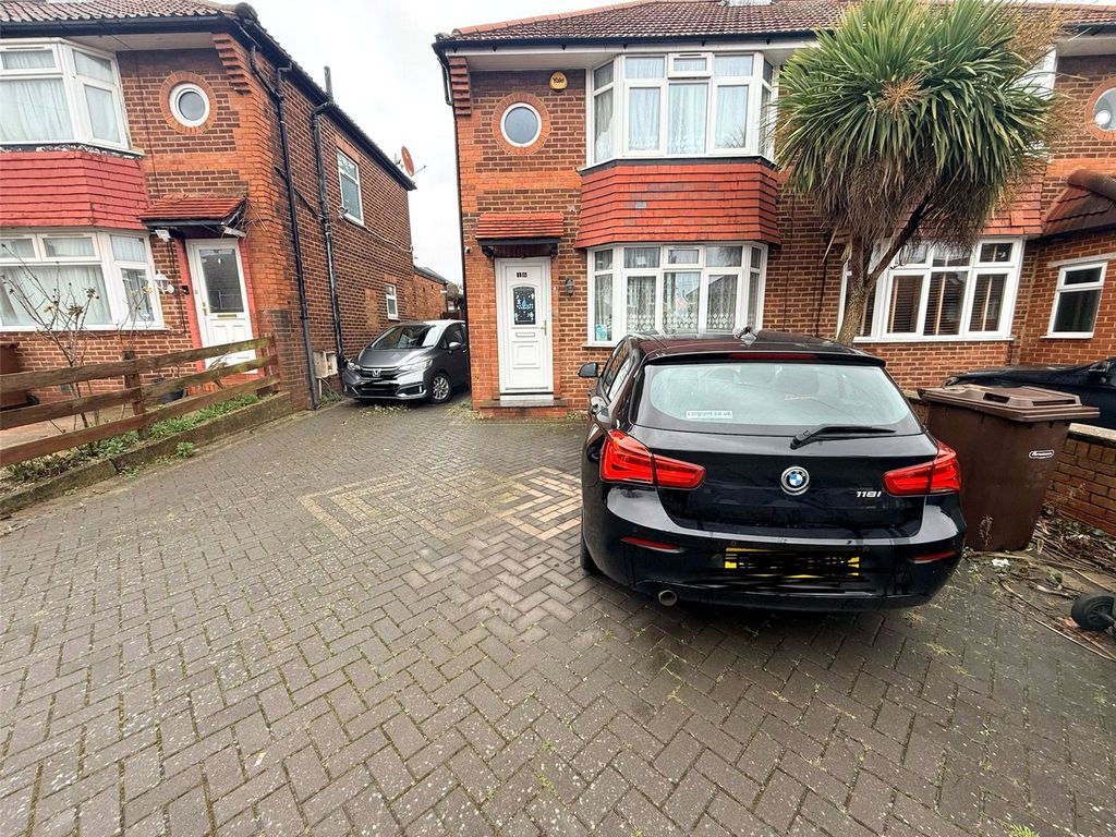 Property photo 2 of 24 Picture No. 30