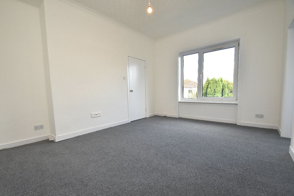Property photo 2 of 20 5904513