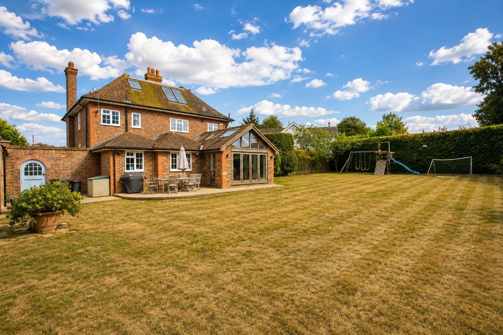 Property photo 3 of 19 Picture No. 24