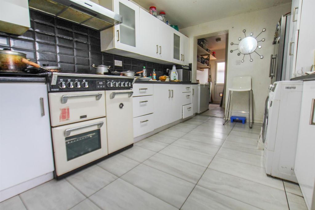 Property photo 3 of 12 12.Jpg