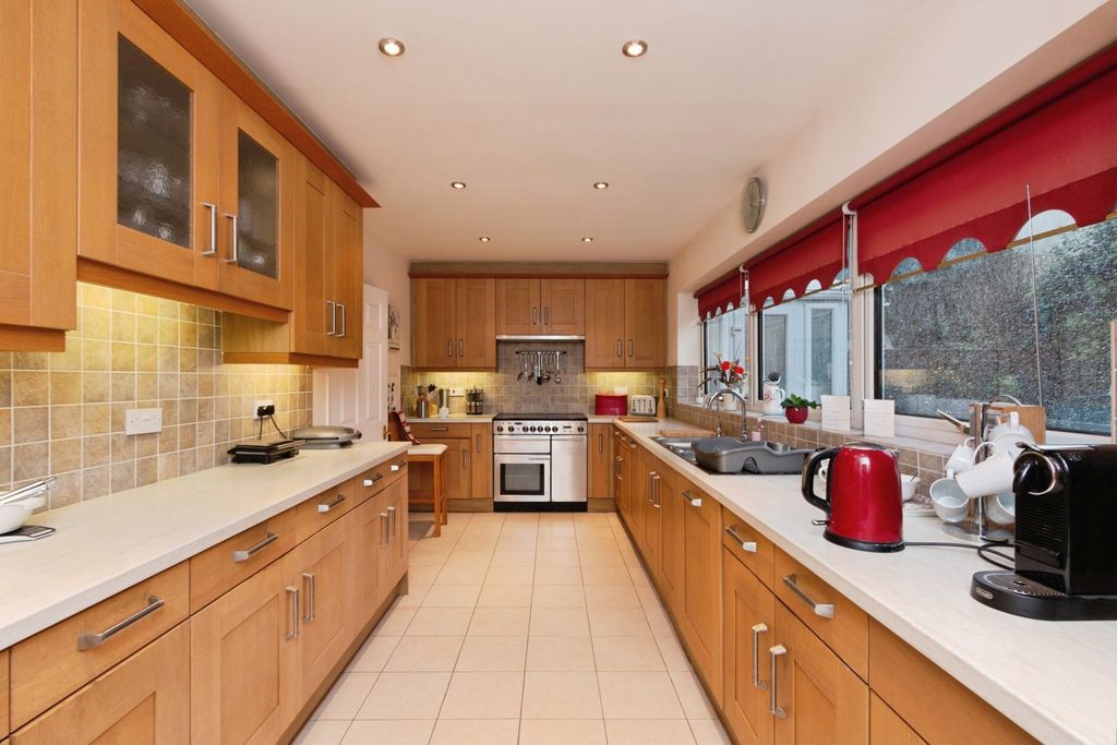 Property photo 2 of 20 Pbox-Img.Jpg