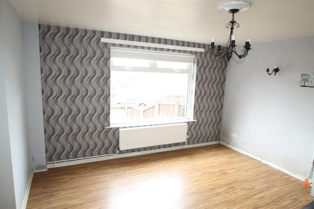 Property photo 2 of 13 Img_0101.Jpg