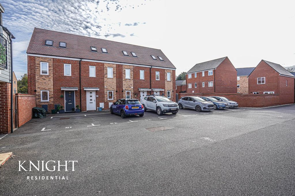 Property photo 1 of 25