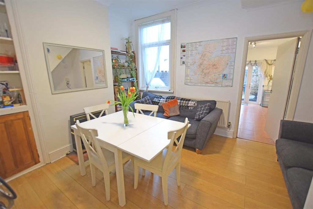 Property photo 2 of 11 Living Room.Jpg