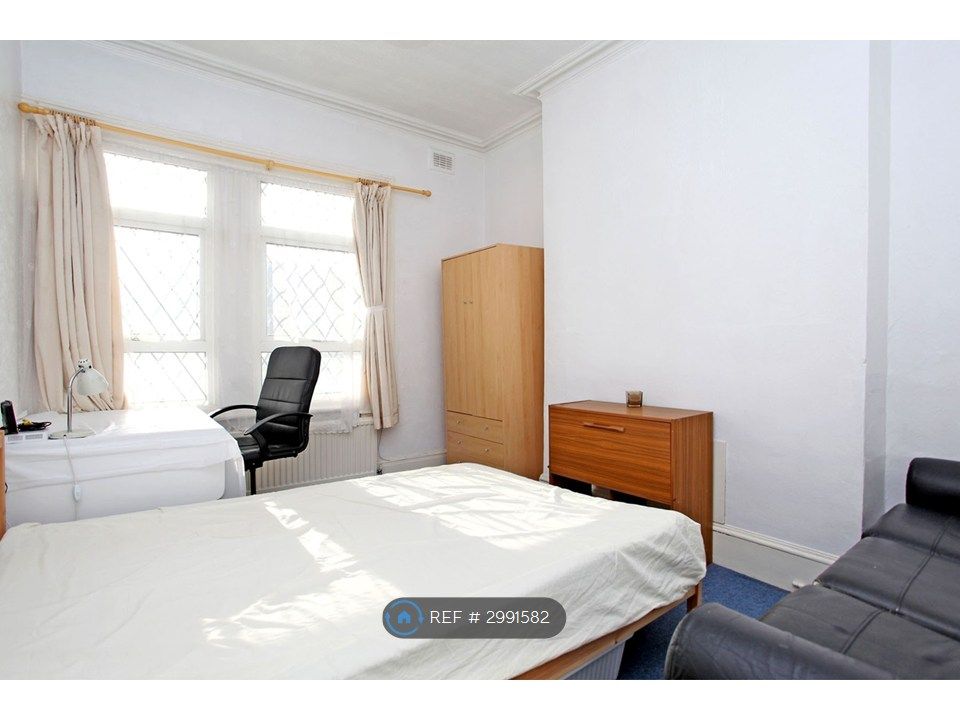 Property photo 2 of 6 Room A