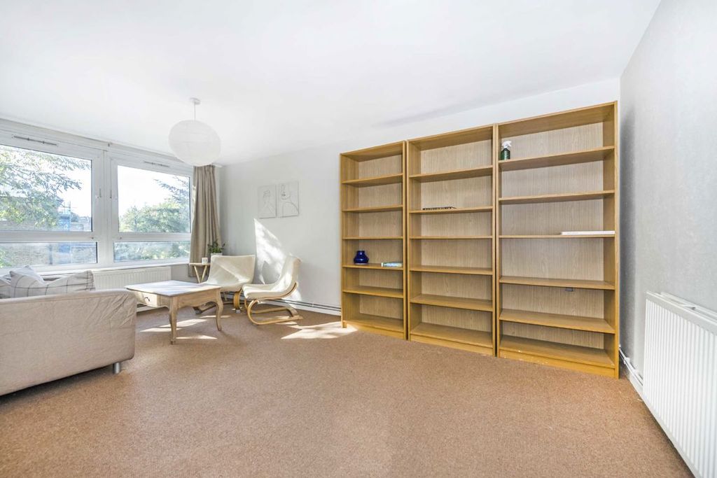 Property photo 2 of 5