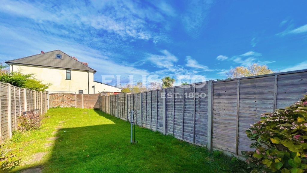 Property photo 1 of 19 Picture No. 52