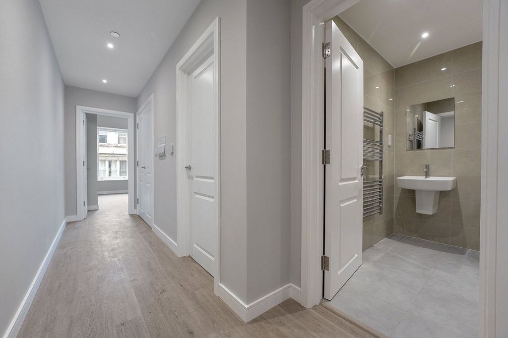 Property photo 3 of 9 Picture No. 03