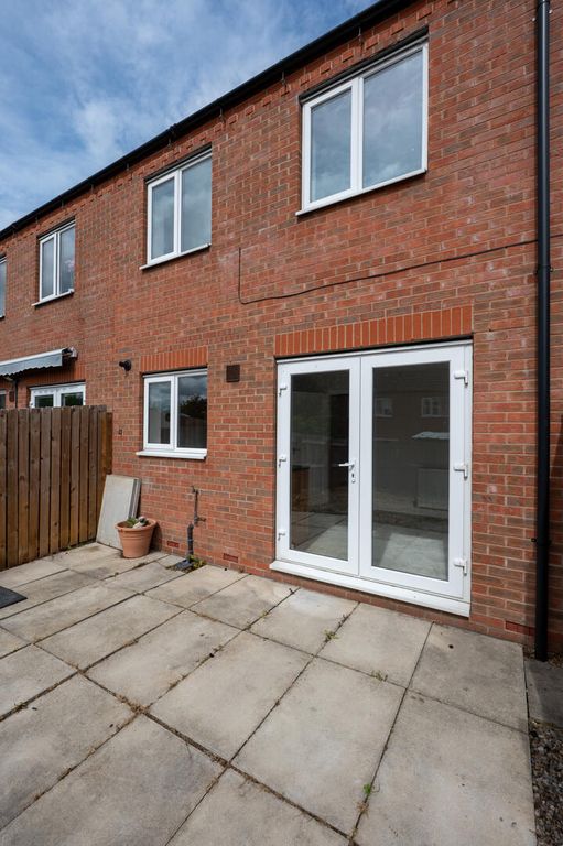 Property photo 3 of 6 Rear Garden