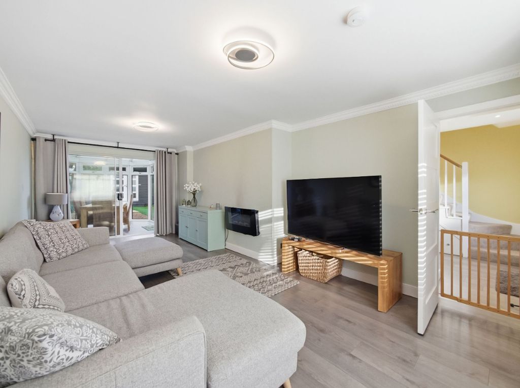 Property photo 2 of 24 Picture 2