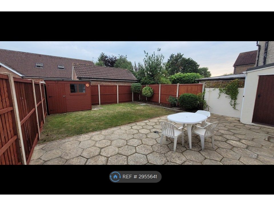 Property photo 2 of 15