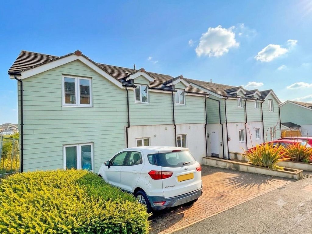 Property photo 1 of 15 Grantley Gardens 96A - New Front.Jpg