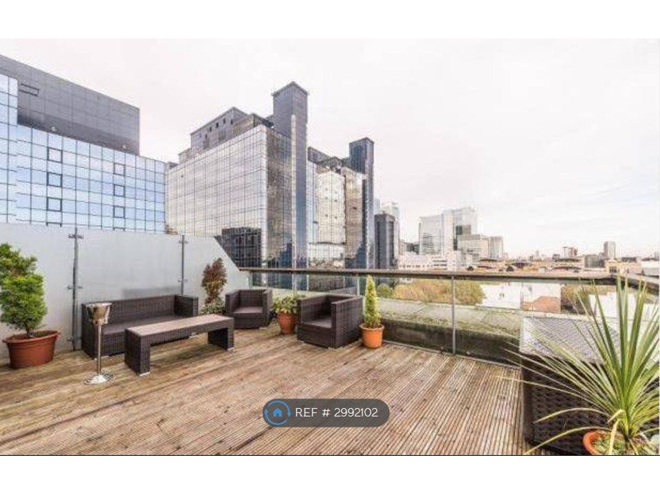 Property photo 1 of 12 Massive Terrace