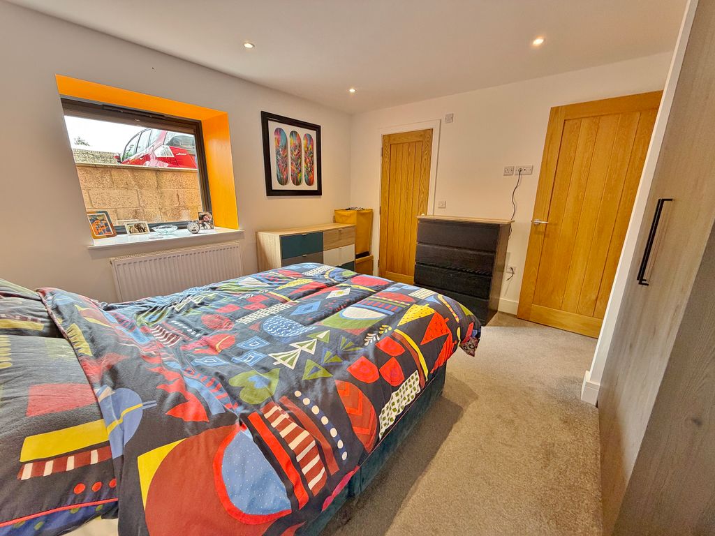 Additional image 7 of 2 bed flat for saleWykeham Place, Fareham PO16
