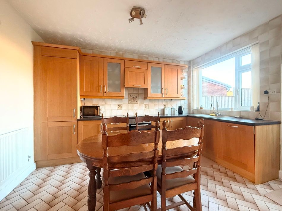 Property photo 3 of 20 Img_E1041