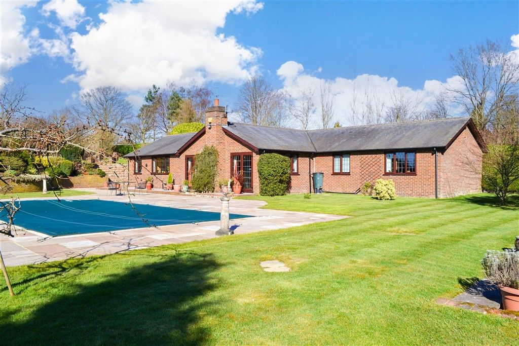 Property photo 1 of 30 Swimming Pool (External)