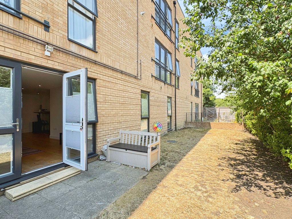 Property photo 1 of 10 Picture No. 01