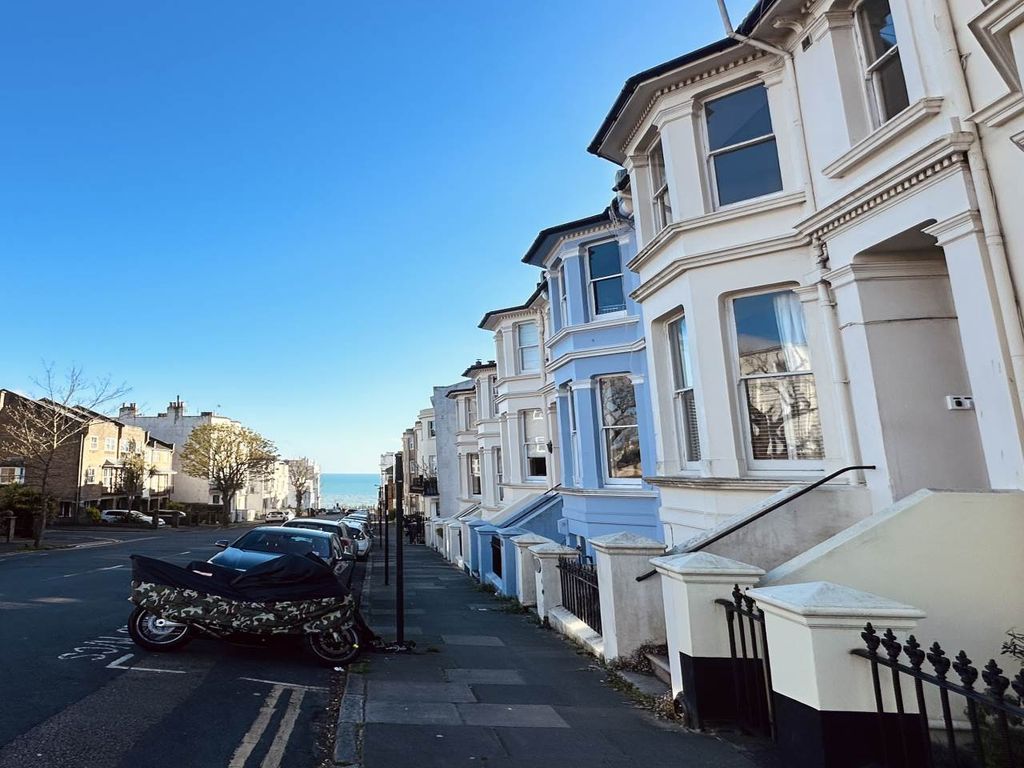 Property photo 1 of 20 Img_4130