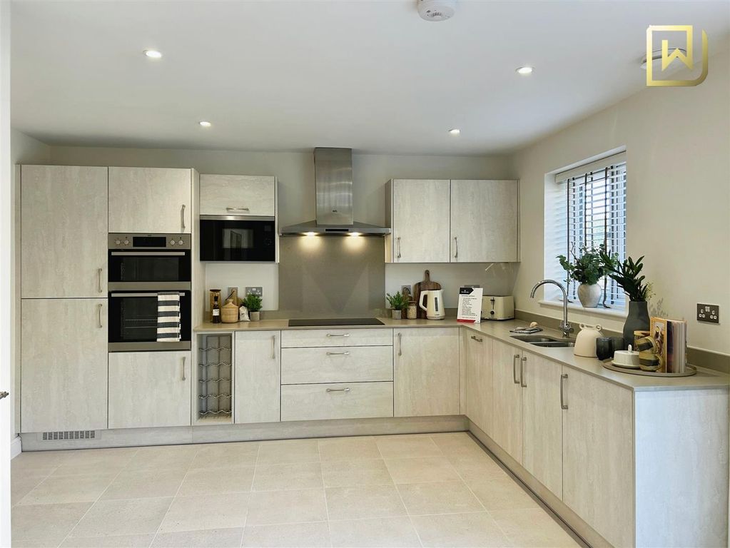Property photo 3 of 22 Show Home Kitchen