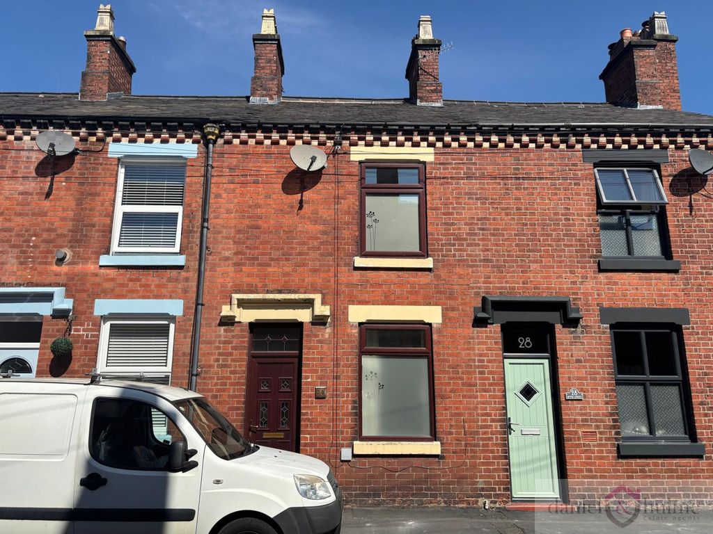 Property photo 1 of 35 Dfe9F933-6Bec-4854-9A64-5Be8B356B2E1