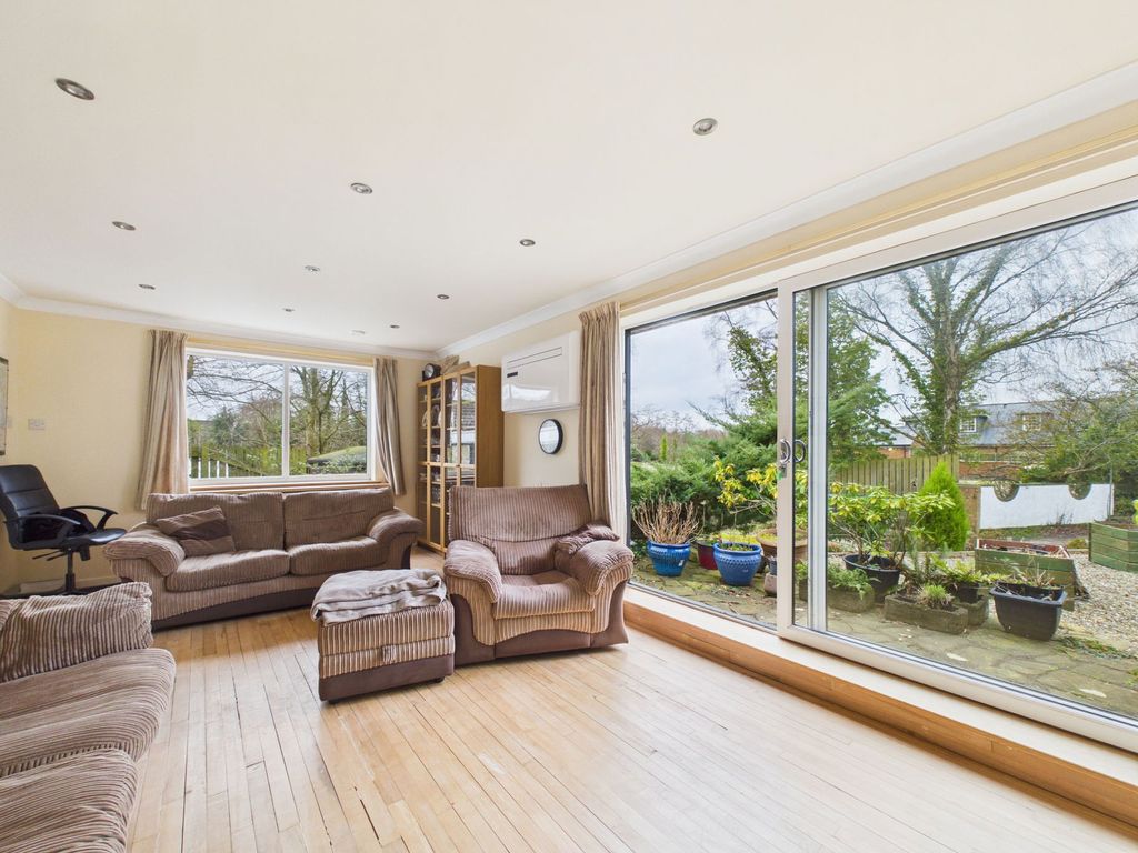 Property photo 3 of 25