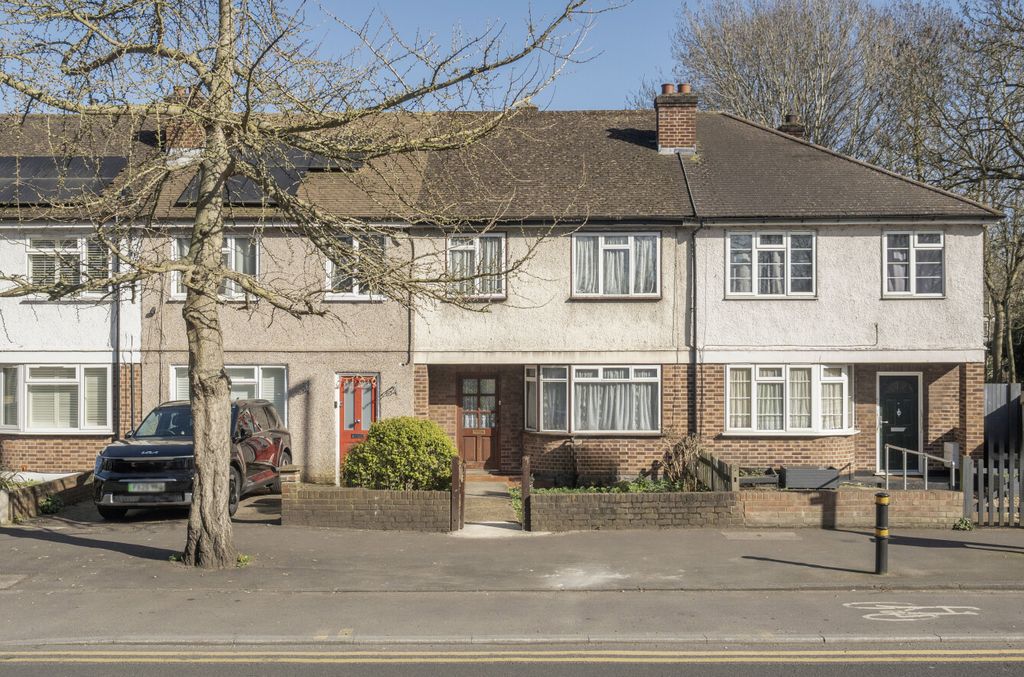 Property photo 1 of 11 Front External