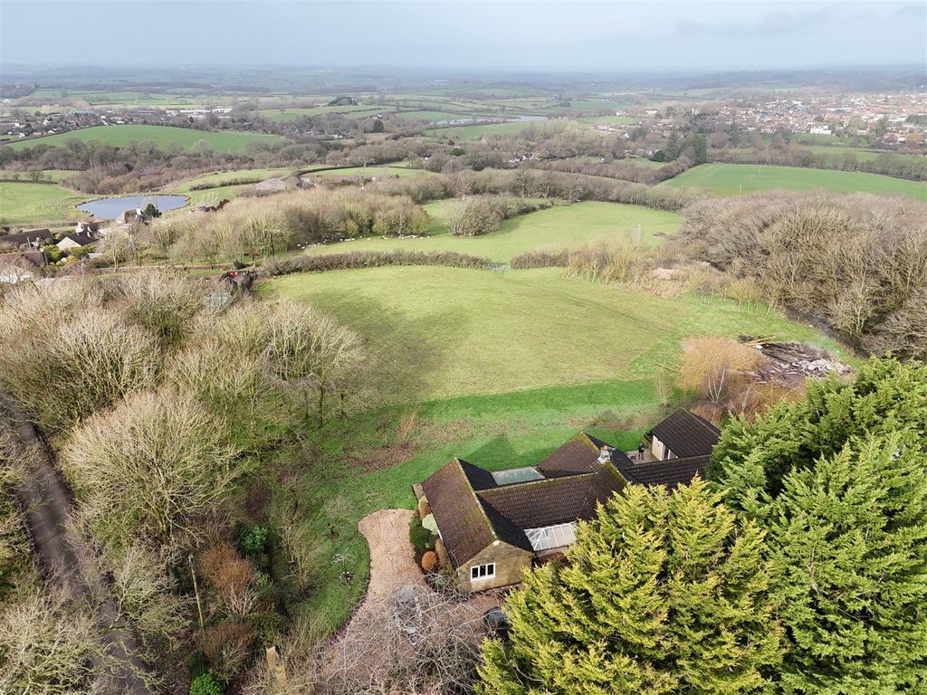 Property photo 2 of 18 House And Land